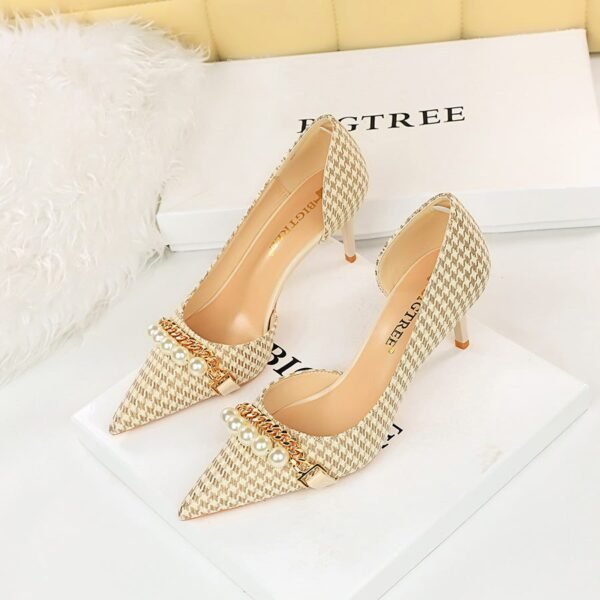 8829-A1 Korean version of high-heeled shallow-mouth pointed side hollow cloth plaid pearl metal chain houndstooth shoes