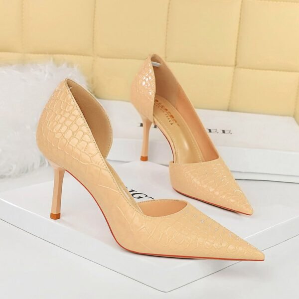Bigtree Shoes 8239-5 European and American Style Slimming Super High Heel Stiletto Low Mouth Pointed Side Hollow Patent Leather Snake Pattern Women's Thin Shoes