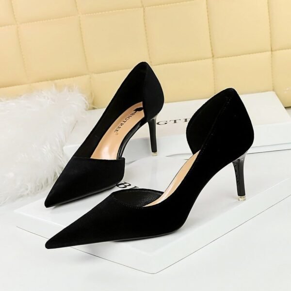 Bigtree Shoes 1363-A6 European and American Fashion Minimalist Banquet Women's Shoes Stiletto Heel Shallow Mouth Pointed Side Hollow out West Velvet Pumps