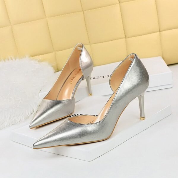 1363-A2 Korean fashion slim banquet fine heel high heel shallow pointed side hollow patent leather women's shoes single shoes high
