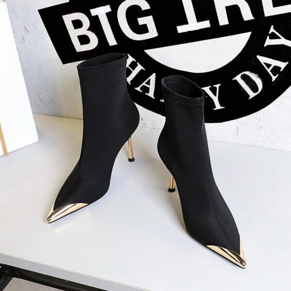 Bigtree Shoes 319-13 European and American Style Fashion Banquet Women's Short Boots Stiletto Heel Elastic Lycra Metal Pointed Ankle Boots