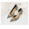 8829-A1 Korean version of high-heeled shallow-mouth pointed side hollow cloth plaid pearl metal chain houndstooth shoes