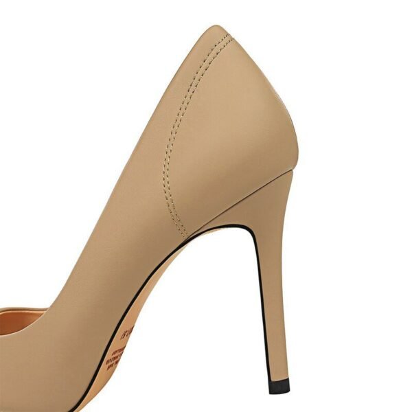 3e31dd780e037c84e069f07789ab9034 8831-2Elegant and pointy women's fashion shoes-Bigtree shoes