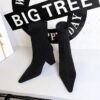41850ab0cf57aa3e8d2b155298b69f69 6838-1Ankle boots Women's pointed velvet boots Square high-heeled boots Women's shoes Fashion-Bigtree shoes
