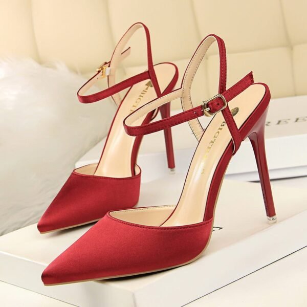 4657583954bc7c102f3b96ddedd95c5a 86-2Simple and fashionable European and American pointed women's shoes-Bigtree shoes