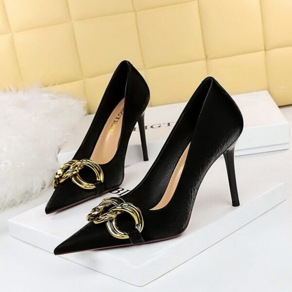 7239-A1 European and American fashion banquet women's shoes fine heel high heel shallow pointed metal buckle single shoes high heels