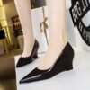 BIGTREE SHOES 6639-1 Retro European American Style Wedge High Heel Low-Cut Pointed Toe Pedicure Slimming Banquet Women's Thin Shoes Female Wedge Heels