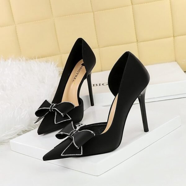 BIGTREE SHOES 626-H37 European and American Style Banquet High Heels Stiletto Low-Cut Pointed Toe Side Hollow Rhinestone Bow Pumps Women's Shoes