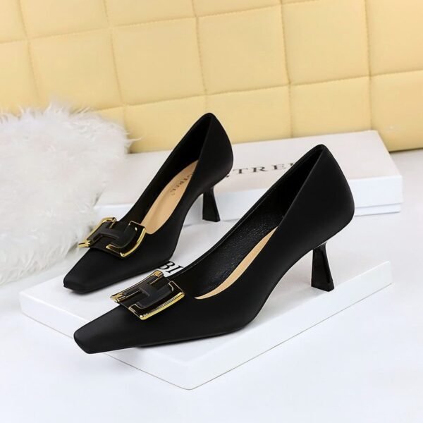 BIGTREE SHOES 6183-k23 European and American Fashion Business Ol High Heels Women's Shoes Wine Glass Heel Low-Cut Square Toe Metal Buckle Decoration Pumps
