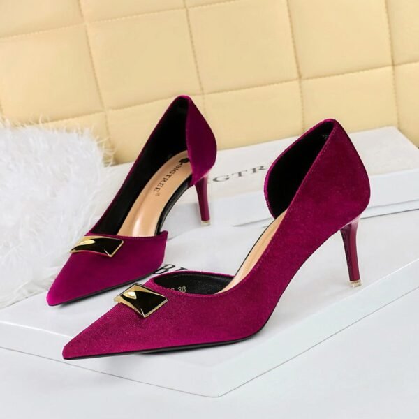 BIGTREE SHOES 1363-AK81 European and American Women's Shoes Stiletto Heel Shallow Mouth Pointed Side Hollow Metal Decoration Thick Suede Pumps