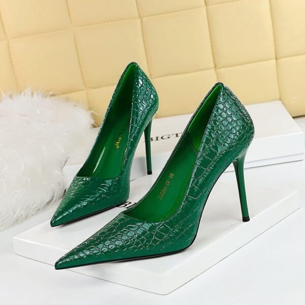 Big Tree Shoes 3391-29 European and American Style Fashionable Figure Flattering High Heels Stiletto Low-Cut Pointed Patent Leather Snake Pattern High Heel Pumps