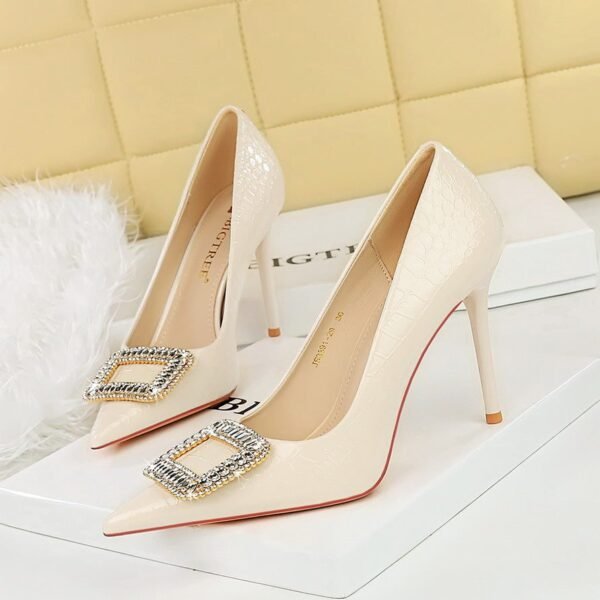 BIGTREE SHOES 3391-K32 European and American Slimming Banquet High Heels Stiletto Heel Serpentine Patent Leather Low-Cut Pointed Toe Rhinestone Buckle Pumps