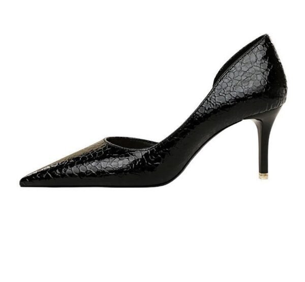 2928-2 retro European and American slim pedicure side hollow thin heel high heel shallow pointed stone pattern women's shoes