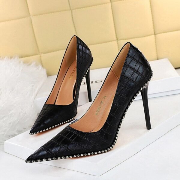 9611-8Elegant and pointy women's fashion shoes-Bigtree shoes