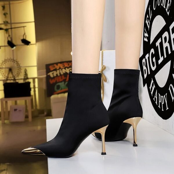 Bigtree Shoes 319-13 European and American Style Fashion Banquet Women's Short Boots Stiletto Heel Elastic Lycra Metal Pointed Ankle Boots
