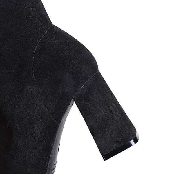 7f05ff6e1a8e28e1e91a62b48bf03b8b 6838-1Ankle boots Women's pointed velvet boots Square high-heeled boots Women's shoes Fashion-Bigtree shoes
