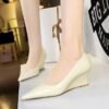 BIGTREE SHOES 6639-1 Retro European American Style Wedge High Heel Low-Cut Pointed Toe Pedicure Slimming Banquet Women's Thin Shoes Female Wedge Heels