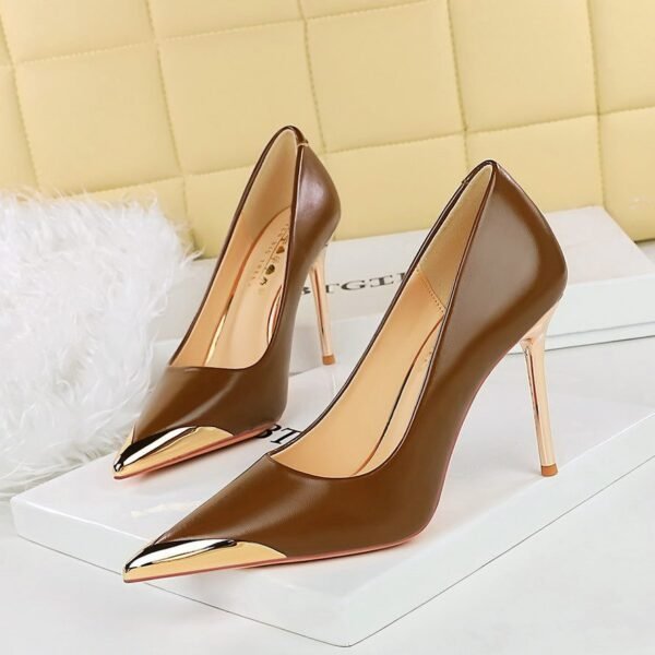 BIGTREE SHOES 3739-25 Retro European American Style Banquet High Heels Women's Shoes Stiletto Heel Shallow Mouth Metal Pointed Toe Pumps Women