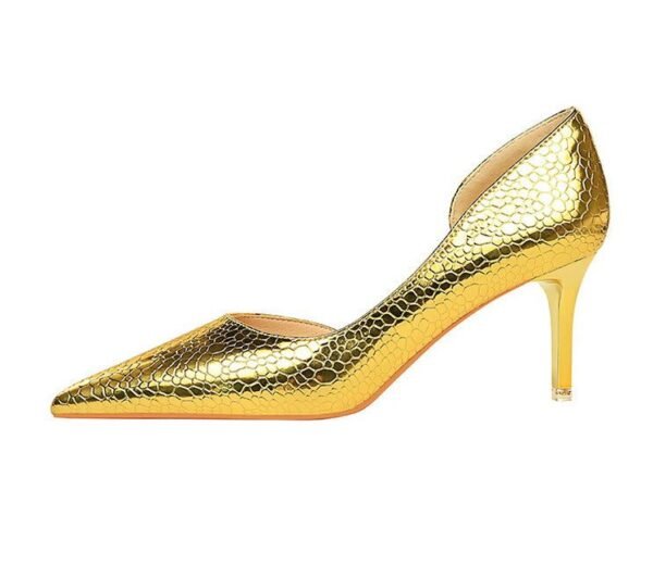2928-1 European and American style fine-heeled high-heeled shallow pointed side hollow retro metal stone pattern shoes