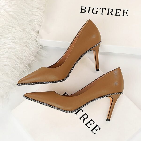 1829-A3Elegant and pointy women's fashion shoes-Bigtree shoes