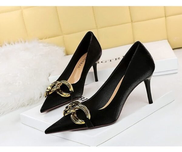 7239-A1 European and American fashion banquet women's shoes fine heel high heel shallow pointed metal buckle single shoes high heels