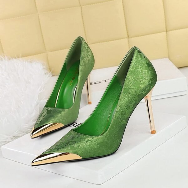 BIGTREE SHOES 9318-10 National Style Women's Shoes High Heels Silk Stiletto Low-Cut Metal Pointed Toe Satin Banquet High Heel Pumps Women