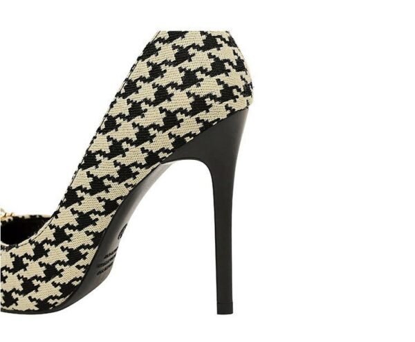 932aacc573194d85eebaa4722e87068a 8829-1 Korean version of high-heeled shoes with lattice pattern shallow mouth side hollow houndstooth pearl metal chain super high-heeled shoes