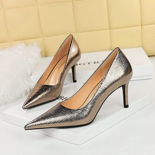 Bigtree Shoes 3391-A7 Retro European American Style Banquet Women's Shoes Stiletto Heel Shallow Mouth Pointed High Heel Shoes Spring New Shoes