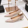 BIGTREE SHOES 230-19 Korean Fashion Sweet Women's Shoes All-Matching Low Heel Shallow Mouth Pointed Floral Cloth Cover Spring and Autumn New Women's Shoes
