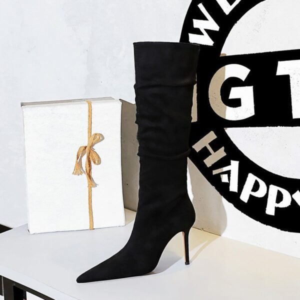 BIGTREE SHOES 315-A19 Retro European American Style Winter Female Boots Super High Heel Stiletto Heel Wrinkled Suede Pointed Toe Banquet High Leg Boot