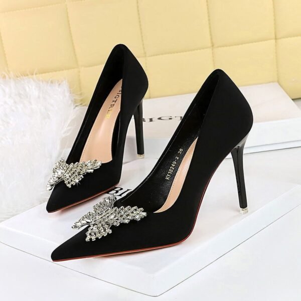BIGTREE SHOES 18249-K53 Pointed Toe Metal Rhinestone Bowknot Single Shoes Women High Heels