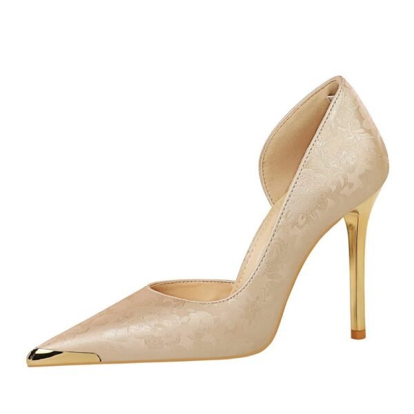 BIGTREE SHOES 8626-1 European and American Style Banquet National Style Women's Shoes High Heels Stiletto Heel Shallow Mouth Side Hollow Satin Metal Pointed Toe Pumps