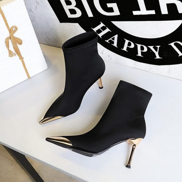 Bigtree Shoes 319-13 European and American Style Fashion Banquet Women's Short Boots Stiletto Heel Elastic Lycra Metal Pointed Ankle Boots