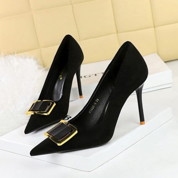 BIGTREE SHOES 825-K57 European and American Style Fashion High Heels Women's Shoes Stiletto Heel Shallow Mouth Pointed Toe Suede Metal Buckle Decoration Pumps Women's