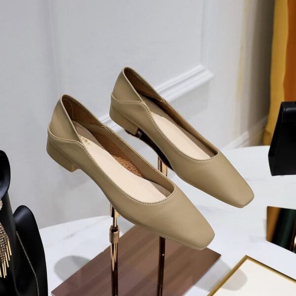 792-1 Korean Style Casual Ol Commuter Retro Fashion Flat Heel Women's Shoes Versatile Small Square Toe Two-Way Soft Leather Loafers