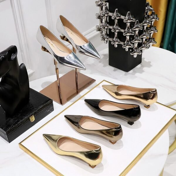 BIGTREE SHOES 230-7 European and American Style Retro Fashion Minimalism Comfortable Low Heel Cat Heel Shallow Mouth Pointed Banquet Women's Shoes Spring and Autumn Single-Layer Shoes