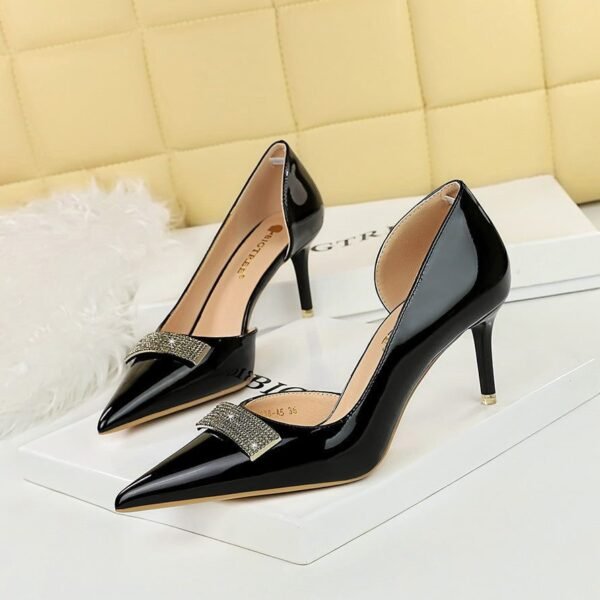 Bigtree Shoes 638-Ak67 Banquet Women's Shoes Stiletto Heel Shiny Patent Leather Shallow Mouth Pointed Toe Side Hollow Rhinestone Metal Decorative Women's Shoes