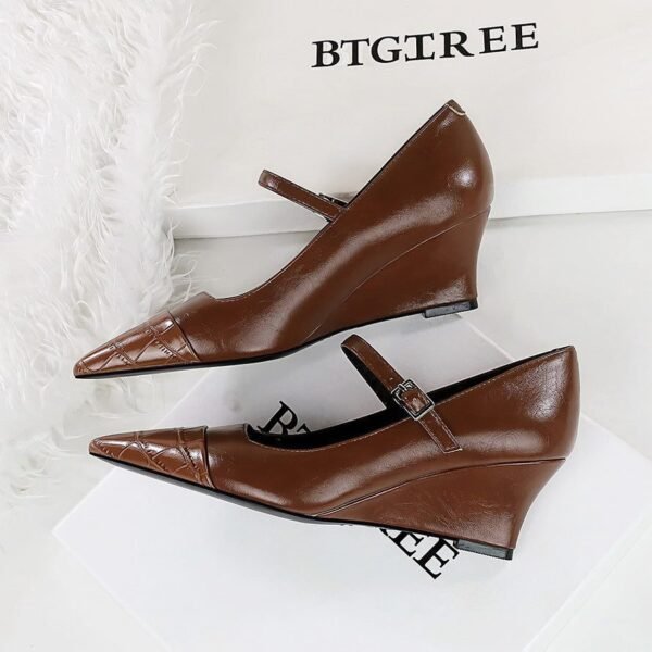 BIGTREE SHOES 6639-3 Retro European American Style Stitching Pointed High Heel Wedge Ankle-Strap Shoes Women's Shoes Shallow Mouth Pointed Toe Wedge Heels