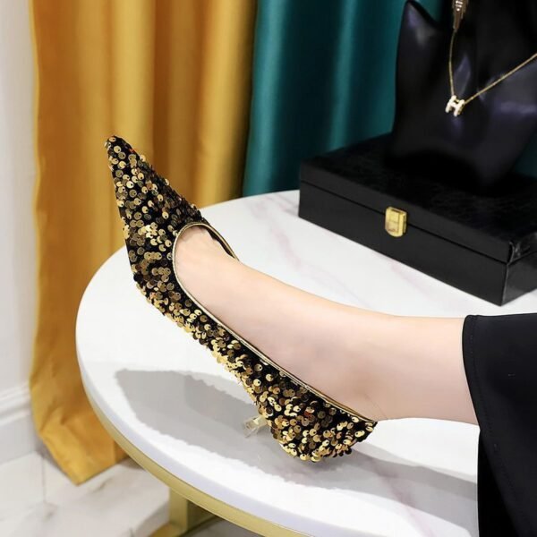 Bigtree shoes 237-21 Korean style new fashion temperament banquet sparkle sequins women's shoes mid-heel low-cut pointed shiny crystal pumps