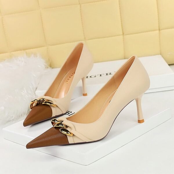 Bigtree Shoes 9283-A2 European and American Style Banquet Women's Shoes Stiletto Heel Shallow Mouth Color-Blocking Pointed Toe Metal Chain Decoration Fashion Shoes