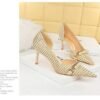 8829-A1 Korean version of high-heeled shallow-mouth pointed side hollow cloth plaid pearl metal chain houndstooth shoes