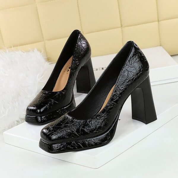 BIGTREE 9985 new waterproof table square head super high heel women's shoes European and American style light mouth thick heel single shoes versatile temperament high heels