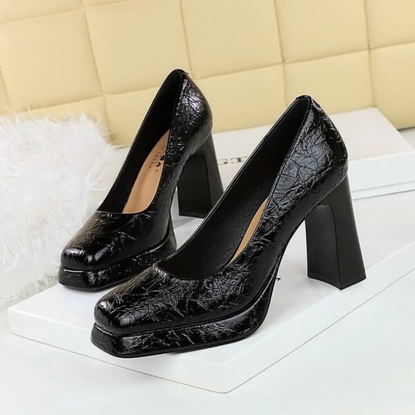 BIGTREE 9985 new waterproof table square head super high heel women's shoes European and American style light mouth thick heel single shoes versatile temperament high heels