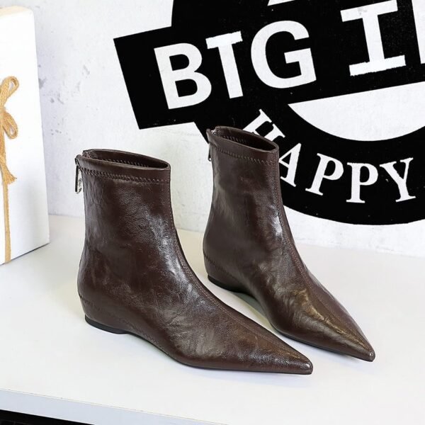 BIGTREE 6383-1 Retro women's boots are comfortable and low-heeled, with heel inner height increased, zipper, pedicure and thin, European and American versatile short boots
