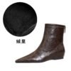 BIGTREE 6383-1 Retro women's boots are comfortable and low-heeled, with heel inner height increased, zipper, pedicure and thin, European and American versatile short boots