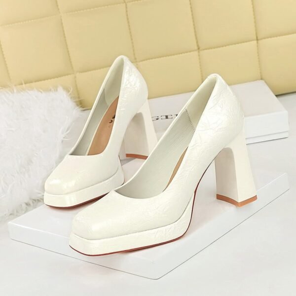 BIGTREE 9985 new waterproof table square head super high heel women's shoes European and American style light mouth thick heel single shoes versatile temperament high heels