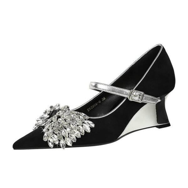 Product image BIGTREE 2905-H72 Korean version of light luxury pointed wedge heel with rhinestone bow decoration contrasting color design high heel single shoes