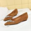 BIGTREE 3683-H70 retro fashion single shoes rhinestone chain decorative pointed head shallow mouth suede wedge heel versatile low heel women's shoes