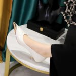 BIGTREE SHOES 237-28 European and American Style Fashion Banquet Women's Shoes Stiletto Mid-Heel Shallow Mouth Metal Pointed Digital Pattern Satin Pumps - Image 3