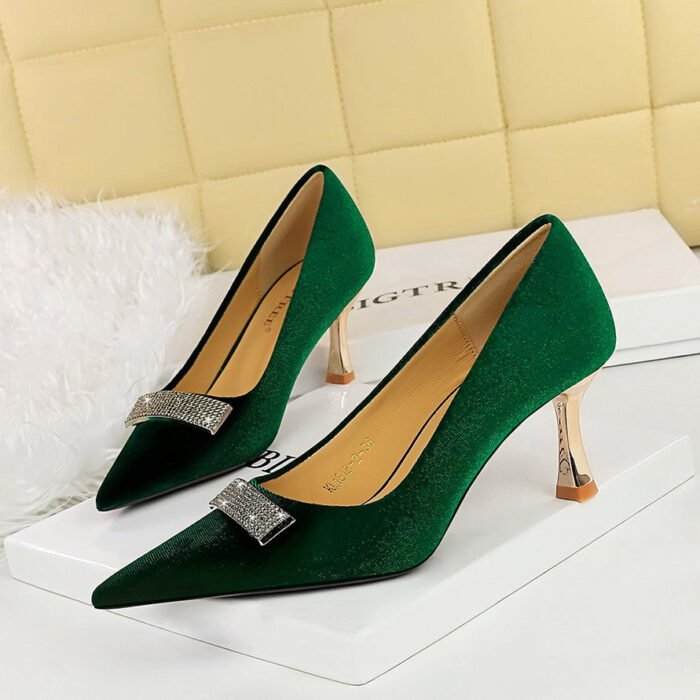 Bigtree Shoes 1818-K67 European and American Style Banquet Women's Shoes High Heels Suede Shallow Mouth Pointed Metal Rhinestone Decorative High Heel Shoes - Image 2